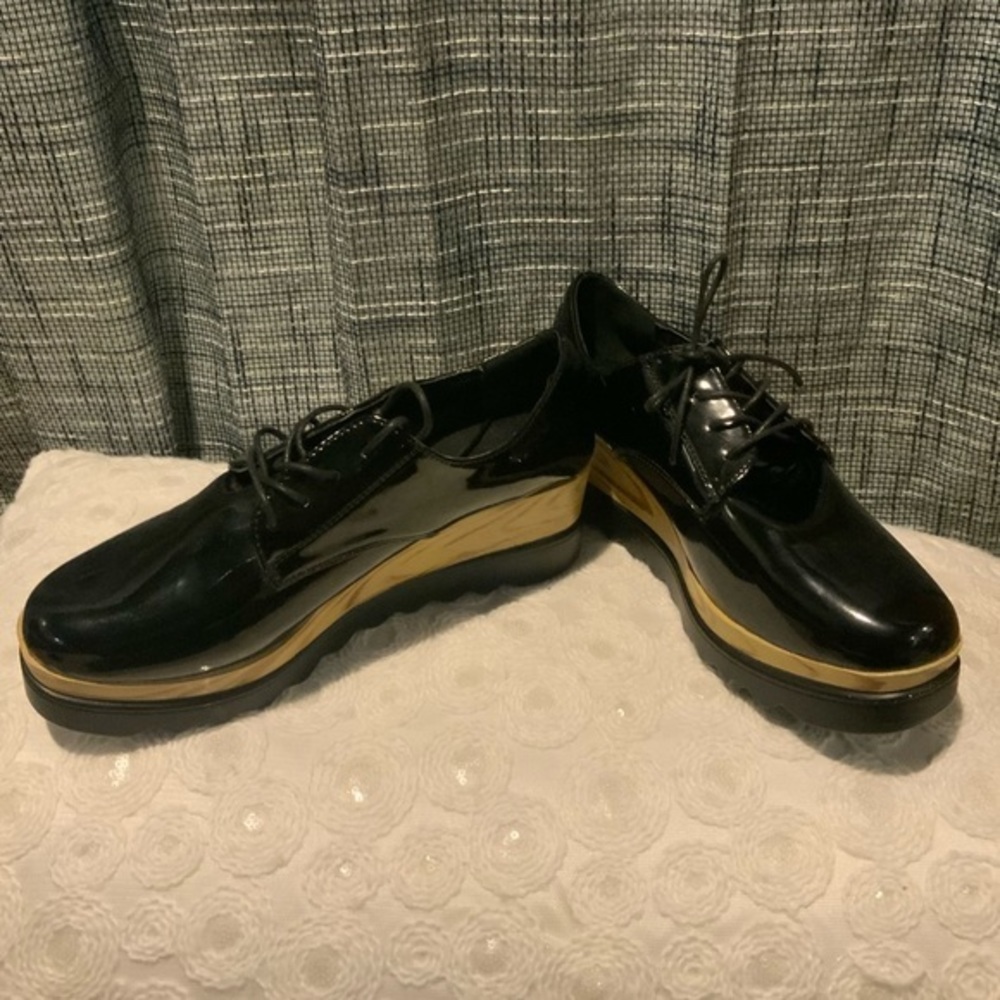 WANTED Beckham Women’s Black Patent Leather / wooden look Platform Wedge Heel